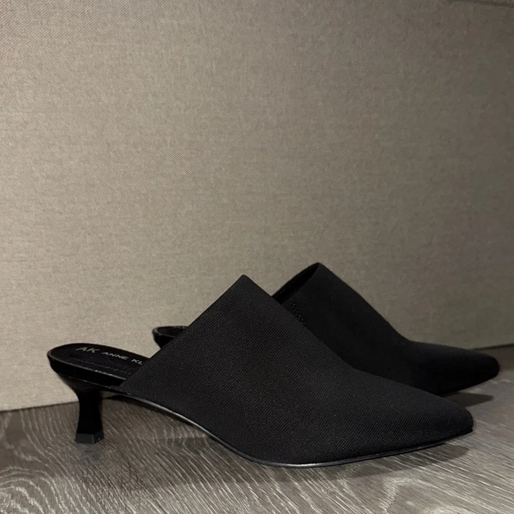 AK Anne Klein iFlex Black Knit Pointed Toe Heeled Mules Slip-Ons Size 7 - Picture 2 of 6